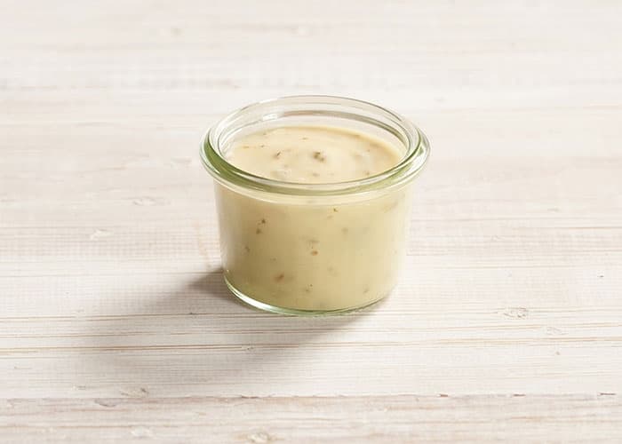 Salsa de limón y hierbas